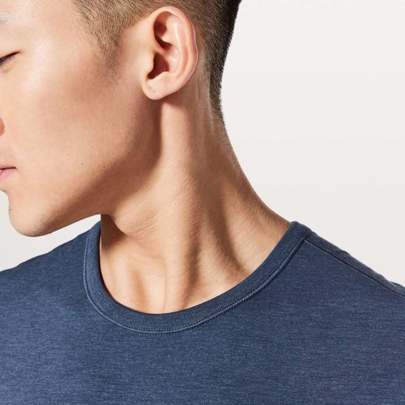 Lululemon 5 Year Basic T - Picture 4 of 8